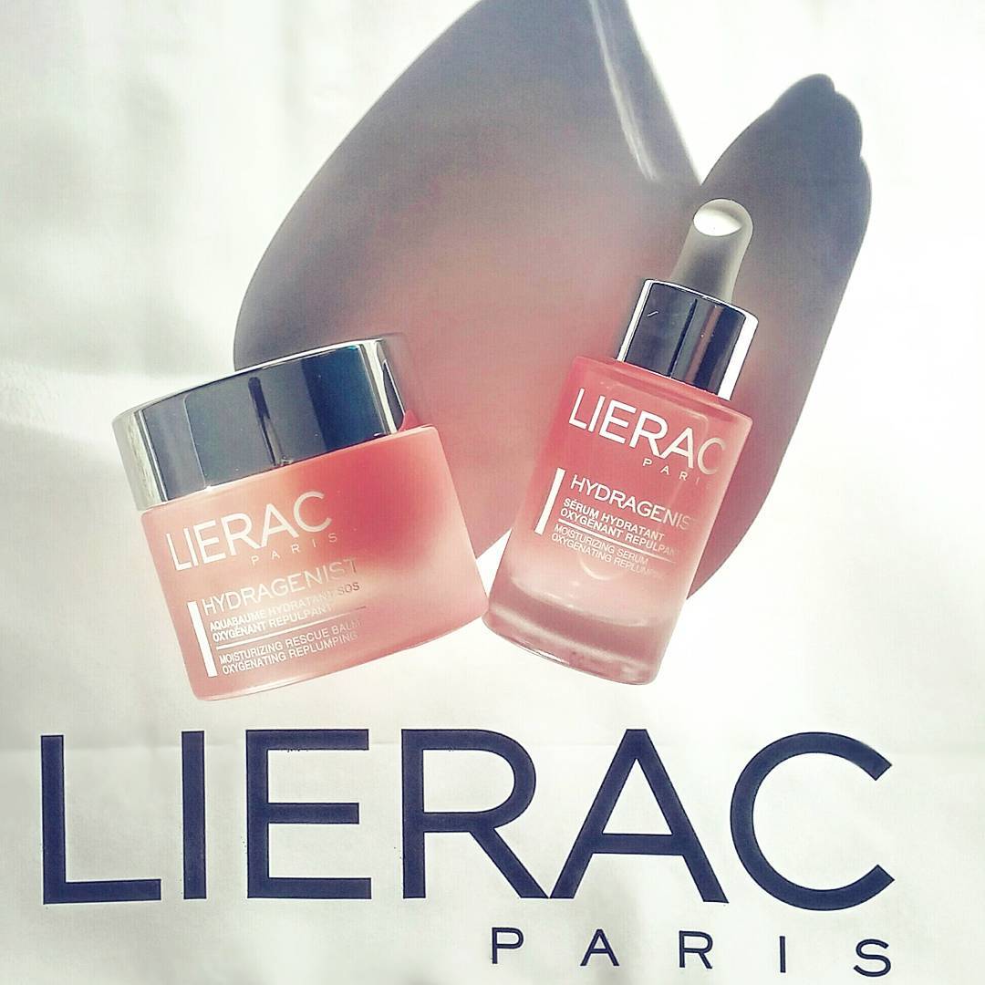 7 days in Curacao has left me in nees of some skincare s.o.s!
Using @lieraccanada Hydragenist to rehydrate my parched(albeit tanned) skin and give it some 💘.
Tune into @morningshowto tmrw for a full round-up of my top skin care picks for the first day of Fall!
